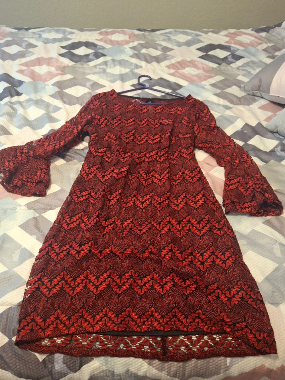 Established 1962, size 12, red and black dress